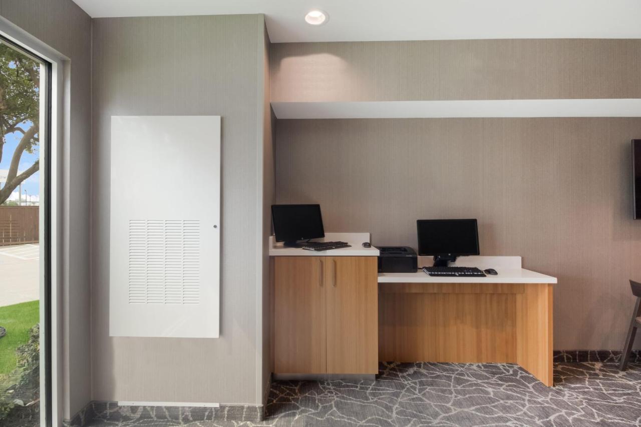 Springhill Suites By Marriott Dallas Nw Highway At Stemmons / I-35East Esterno foto
