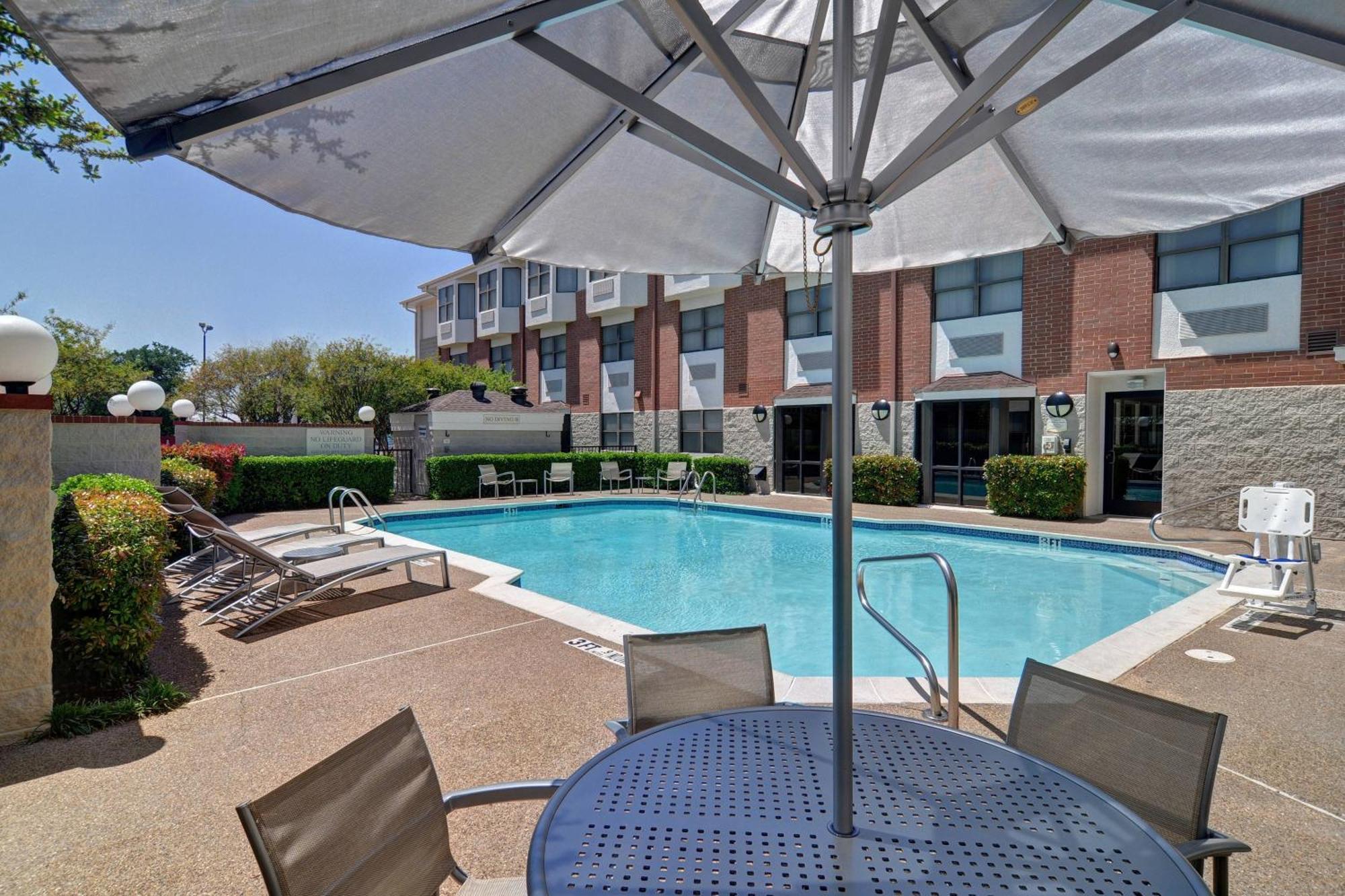 Springhill Suites By Marriott Dallas Nw Highway At Stemmons / I-35East Esterno foto